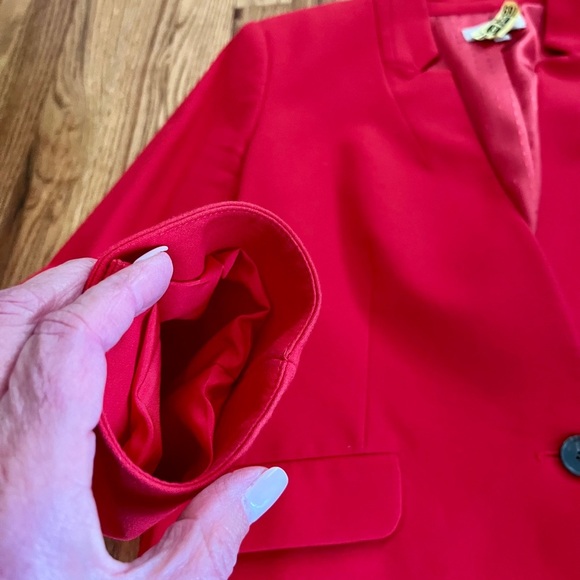 Ann Taylor LOFT Red Blazer - Size 4 - Picture 6 of 12